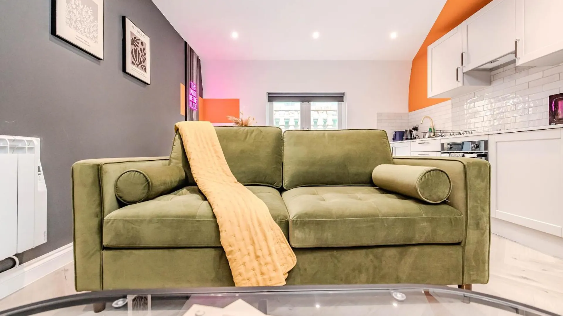 아파트 Luxury 1 Bed With Balcony In Central Brighton Next To Beach Sleep 4
