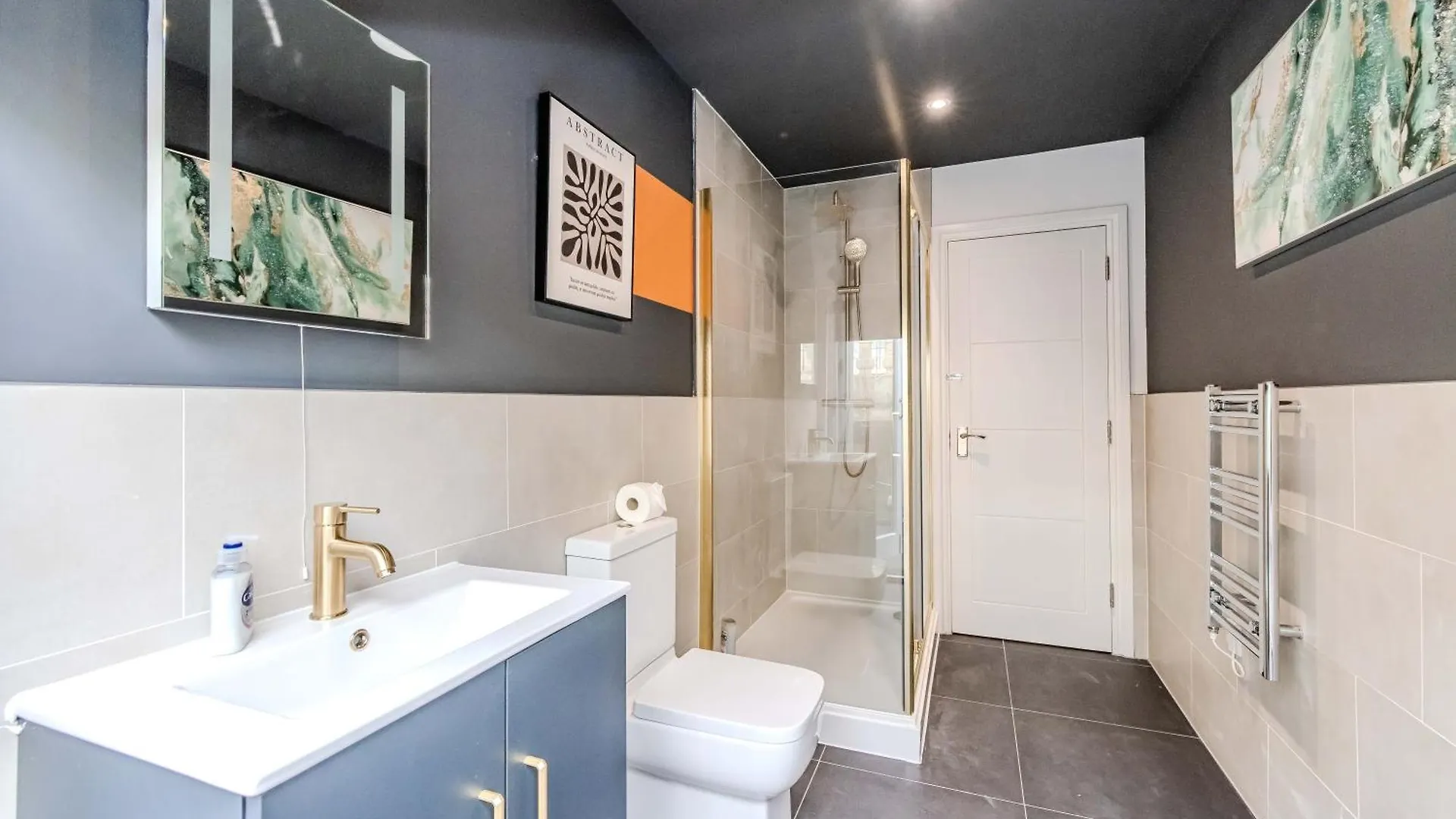 Luxury 1 Bed With Balcony In Central Brighton Next To Beach Sleep 4 0*,