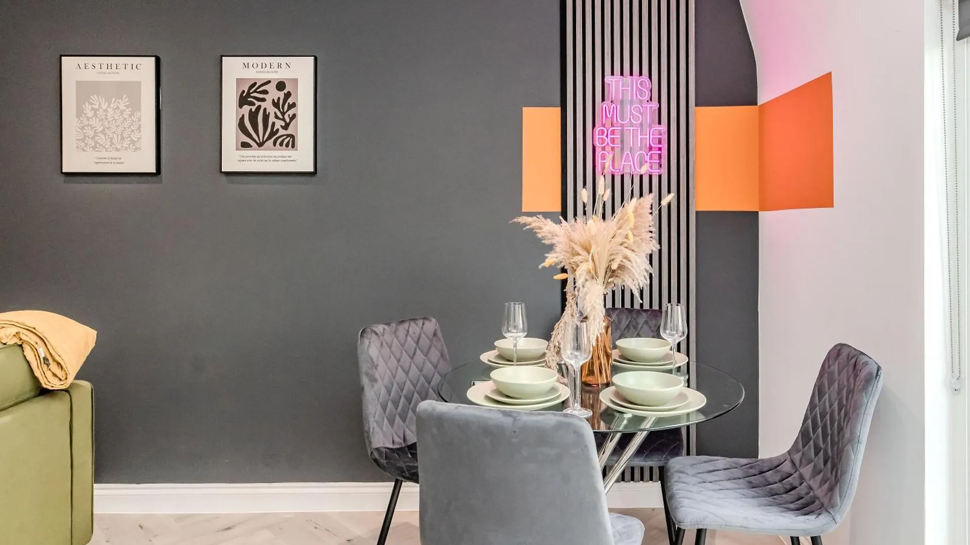 Luxury 1 Bed With Balcony In Central Brighton Next To Beach Sleep 4 0*,  英国